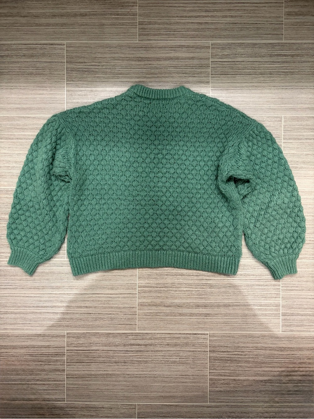 A new day green sweater - Picture 2 of 3